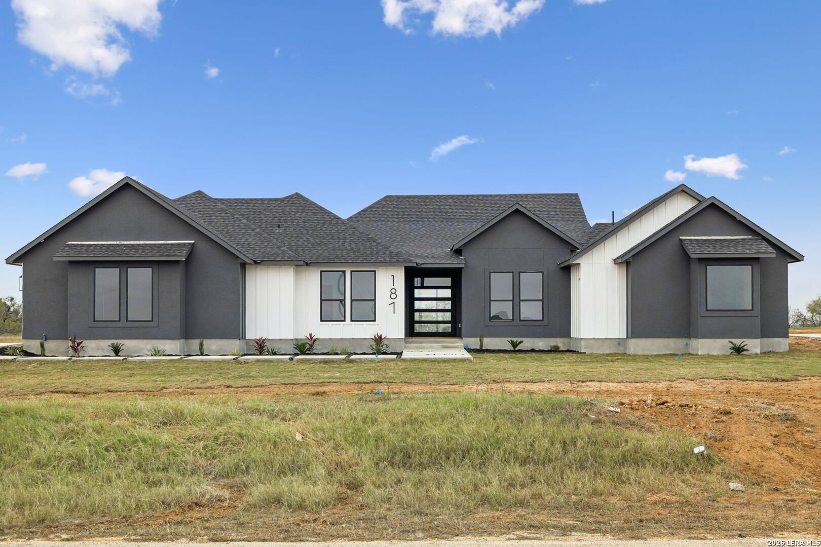 187 Hidden Ranch CT., Floresville, TX 78114, 4 Bedrooms Bedrooms, ,5 BathroomsBathrooms,Residential,For Sale,187 Hidden Ranch CT.,0,1930084