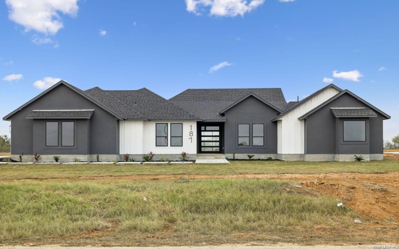 187 Hidden Ranch CT., Floresville, TX 78114, 4 Bedrooms Bedrooms, ,5 BathroomsBathrooms,Residential,For Sale,187 Hidden Ranch CT.,0,1930084