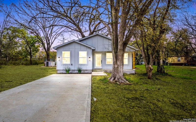 243 Meadow Lake Dr Lot 109, Seguin, TX 78155, 3 Bedrooms Bedrooms, ,2 BathroomsBathrooms,Residential,For Sale,243 Meadow Lake Dr Lot 109,0,1930497