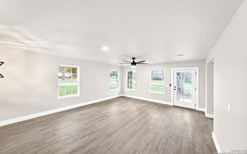 243 Meadow Lake Dr Lot 109, Seguin, TX 78155, 3 Bedrooms Bedrooms, ,2 BathroomsBathrooms,Residential,For Sale,243 Meadow Lake Dr Lot 109,0,1930497