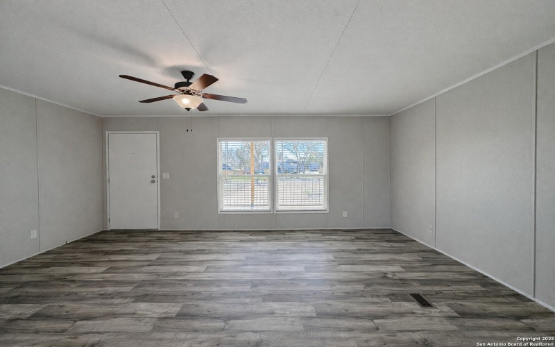 563 Oak Trail, Canyon Lake, TX 78133, 3 Habitaciones Habitaciones , ,2 BañosBaños,Residential,En Venta,563 Oak Trail,0,1930797