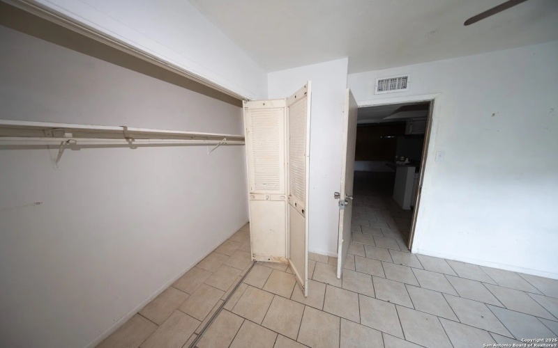 170 De Chantle unit: Apt 709, San Antonio, TX 78201, 1 Bedroom Bedrooms, ,1 BathroomBathrooms,Residential,For Sale,170 De Chantle unit: Apt 709,0,1931730