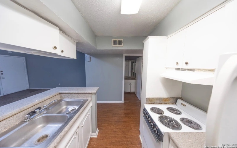 170 De Chantle unit: Apt 709, San Antonio, TX 78201, 1 Bedroom Bedrooms, ,1 BathroomBathrooms,Residential,For Sale,170 De Chantle unit: Apt 709,0,1931730