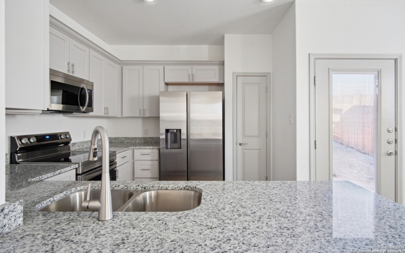 12352 Montgomery Forest, San Antonio, TX 78252, ,Residential Multi Family,En Venta,12352 Montgomery Forest,0,1921804