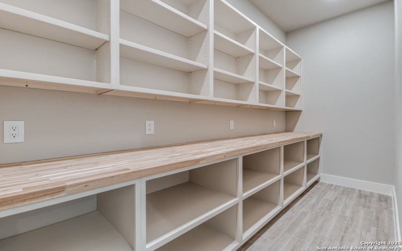 22114 Touring Ln, San Antonio, TX 78257, 4 Bedrooms Bedrooms, ,5 BathroomsBathrooms,Residential,For Sale,22114 Touring Ln,0,1922102