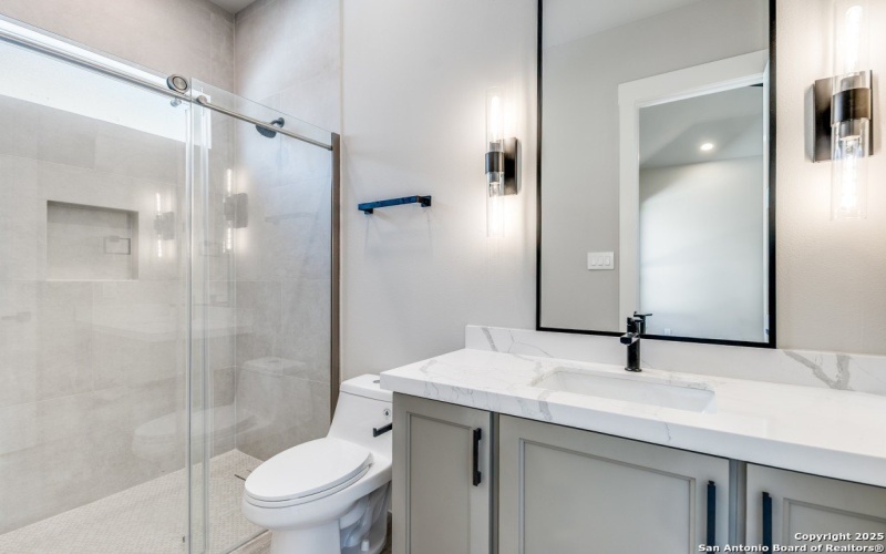 22114 Touring Ln, San Antonio, TX 78257, 4 Bedrooms Bedrooms, ,5 BathroomsBathrooms,Residential,For Sale,22114 Touring Ln,0,1922102