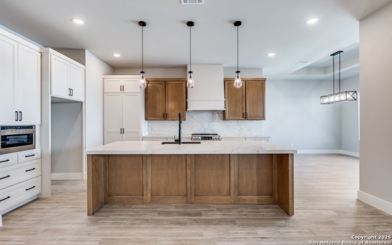 22114 Touring Ln, San Antonio, TX 78257, 4 Bedrooms Bedrooms, ,5 BathroomsBathrooms,Residential,For Sale,22114 Touring Ln,0,1922102