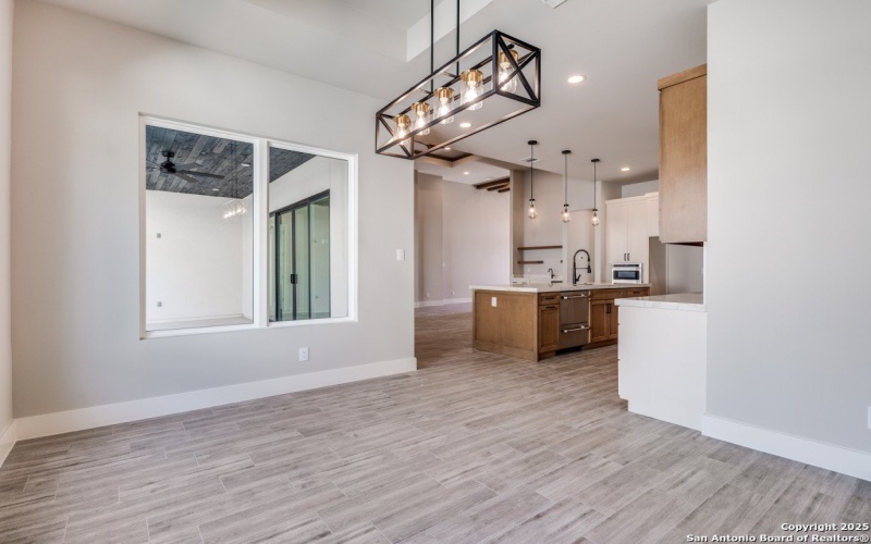 22114 Touring Ln, San Antonio, TX 78257, 4 Bedrooms Bedrooms, ,5 BathroomsBathrooms,Residential,For Sale,22114 Touring Ln,0,1922102