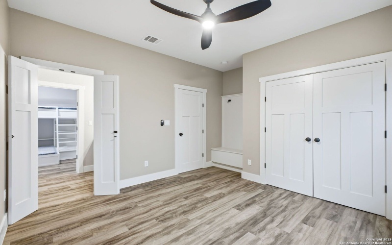 13932 State Highway 16, Pipe Creek, TX 78063, 4 Bedrooms Bedrooms, ,3 BathroomsBathrooms,Residential,For Sale,13932 State Highway 16,0,1926911