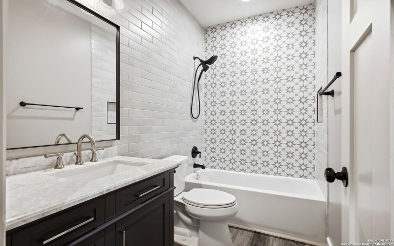 13932 State Highway 16, Pipe Creek, TX 78063, 4 Bedrooms Bedrooms, ,3 BathroomsBathrooms,Residential,For Sale,13932 State Highway 16,0,1926911