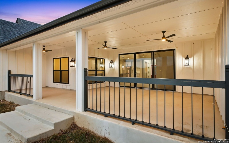 13932 State Highway 16, Pipe Creek, TX 78063, 4 Bedrooms Bedrooms, ,3 BathroomsBathrooms,Residential,For Sale,13932 State Highway 16,0,1926911