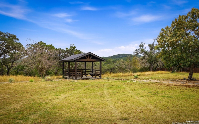 13932 State Highway 16, Pipe Creek, TX 78063, 4 Bedrooms Bedrooms, ,3 BathroomsBathrooms,Residential,For Sale,13932 State Highway 16,0,1926911