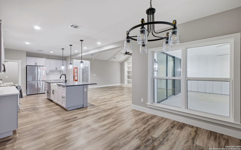 13932 State Highway 16, Pipe Creek, TX 78063, 4 Bedrooms Bedrooms, ,3 BathroomsBathrooms,Residential,For Sale,13932 State Highway 16,0,1926911