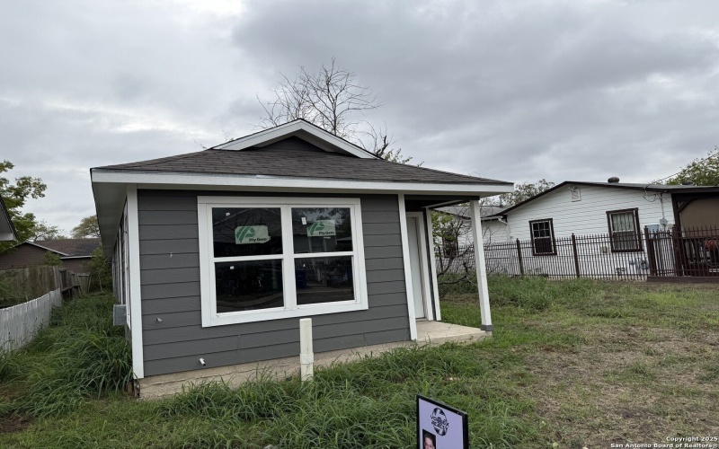 216 milvid, San Antonio, TX 78211, 3 Bedrooms Bedrooms, ,2 BathroomsBathrooms,Residential,For Sale,216 milvid,0,1927175