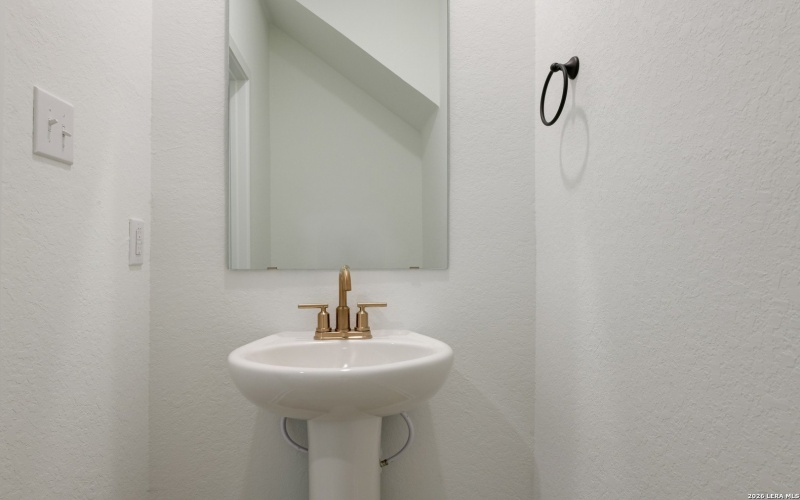 1238 Hightower Ln, San Antonio, TX 78245, 4 Bedrooms Bedrooms, ,2 BathroomsBathrooms,Residential,For Sale,1238 Hightower Ln,0,1927666