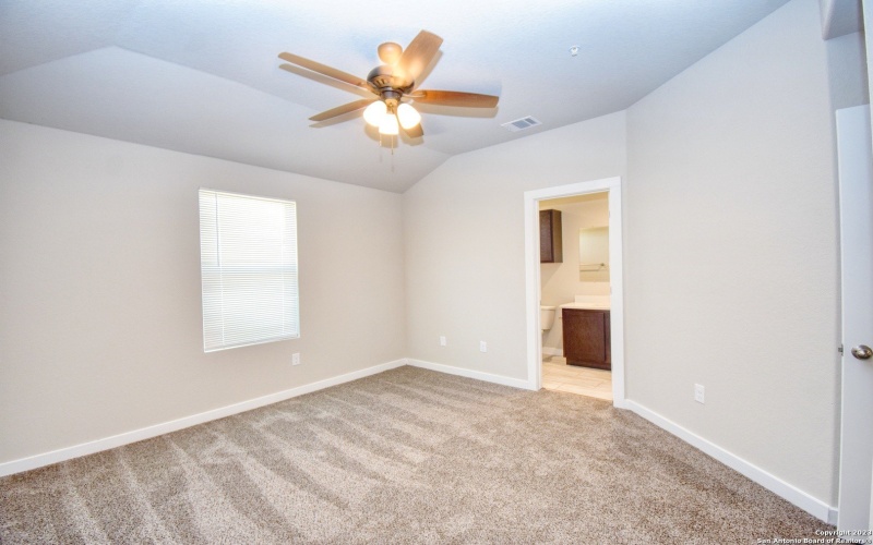 8406 Via Pisa, San Antonio, TX 78227, ,Residential Multi Family,En Venta,8406 Via Pisa,0,1932457