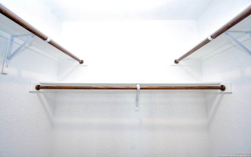 8406 Via Pisa, San Antonio, TX 78227, ,Residential Multi Family,En Venta,8406 Via Pisa,0,1932457