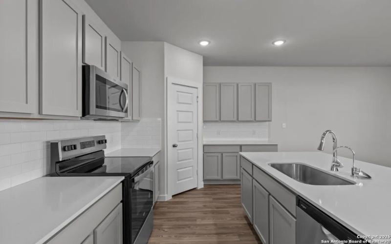 15543 Lonehollow Lake, San Antonio, TX 78253, 4 Bedrooms Bedrooms, ,2 BathroomsBathrooms,Residential,For Sale,15543 Lonehollow Lake,0,1933850