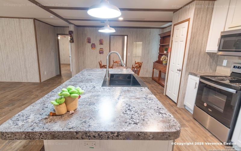 336 County Rd 6846, Lytle, TX 78052, 3 Bedrooms Bedrooms, ,2 BathroomsBathrooms,Residential,For Sale,336 County Rd 6846,0,1934867