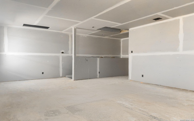 125 Yale St, Seguin, TX 78155, 4 Bedrooms Bedrooms, ,3 BathroomsBathrooms,Residential,For Sale,125 Yale St,0,1937542