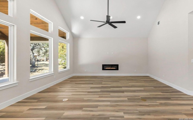 1270 Misty Ln, Spring Branch, TX 78070, 4 Bedrooms Bedrooms, ,3 BathroomsBathrooms,Residential,For Sale,1270 Misty Ln,0,1937648