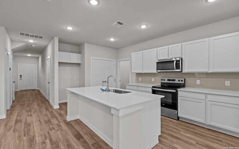 4347 HOBBITON WAY, New Braunfels, TX 78130, 3 Habitaciones Habitaciones , ,2 BañosBaños,Residential,En Venta,4347 HOBBITON WAY,0,1940135