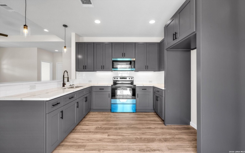 531 Sunglo, San Antonio, TX 78221, 3 Bedrooms Bedrooms, ,2 BathroomsBathrooms,Residential,For Sale,531 Sunglo,0,1940273