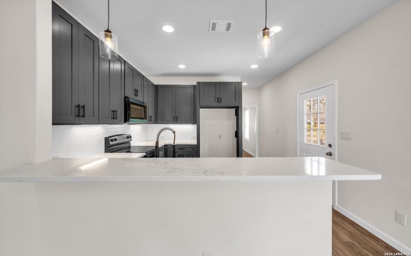 531 Sunglo, San Antonio, TX 78221, 3 Bedrooms Bedrooms, ,2 BathroomsBathrooms,Residential,For Sale,531 Sunglo,0,1940273