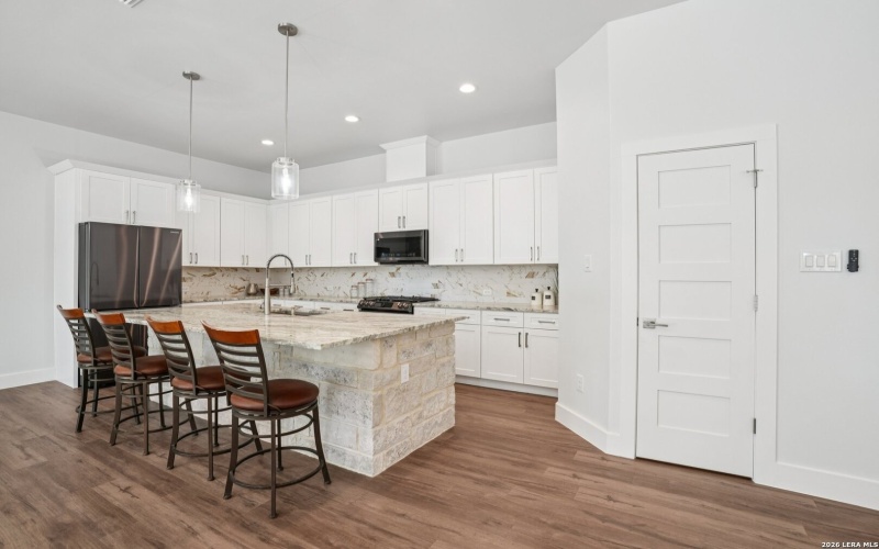 103 N John Bird, Blanco, TX 78606, 3 Bedrooms Bedrooms, ,2 BathroomsBathrooms,Residential,For Sale,103 N John Bird,0,1940291