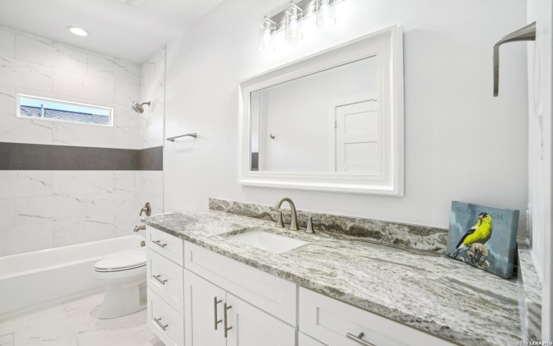 103 N John Bird, Blanco, TX 78606, 3 Bedrooms Bedrooms, ,2 BathroomsBathrooms,Residential,For Sale,103 N John Bird,0,1940291