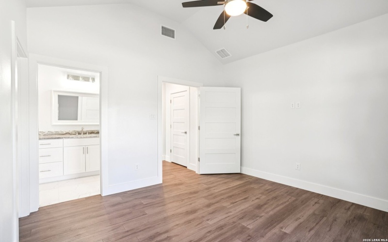 103 N John Bird, Blanco, TX 78606, 3 Bedrooms Bedrooms, ,2 BathroomsBathrooms,Residential,For Sale,103 N John Bird,0,1940291