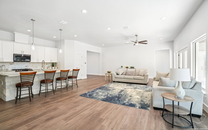 103 N John Bird, Blanco, TX 78606, 3 Bedrooms Bedrooms, ,2 BathroomsBathrooms,Residential,For Sale,103 N John Bird,0,1940291