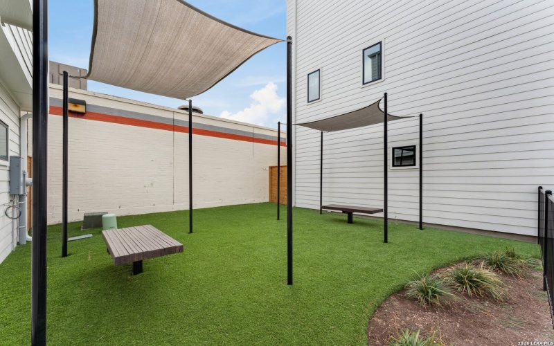 3214 N Elmendorf and 1735 Gramercy #201/301/302, San Antonio, TX 78201, ,Residential Multi Family,For Sale,3214 N Elmendorf and 1735 Gramercy #201/301/302,0,1940412