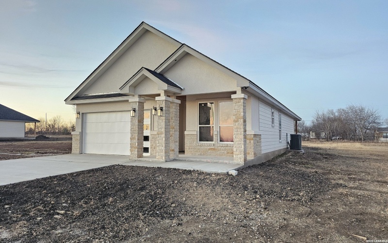 12611 Toro Dr, Atascosa, TX 78002, 4 Bedrooms Bedrooms, ,2 BathroomsBathrooms,Residential,For Sale,12611 Toro Dr,0,1942039