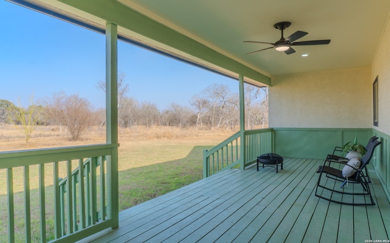 185 E Medium Meadow, Lytle, TX 78052, 4 Bedrooms Bedrooms, ,2 BathroomsBathrooms,Residential,For Sale,185 E Medium Meadow,0,1943112