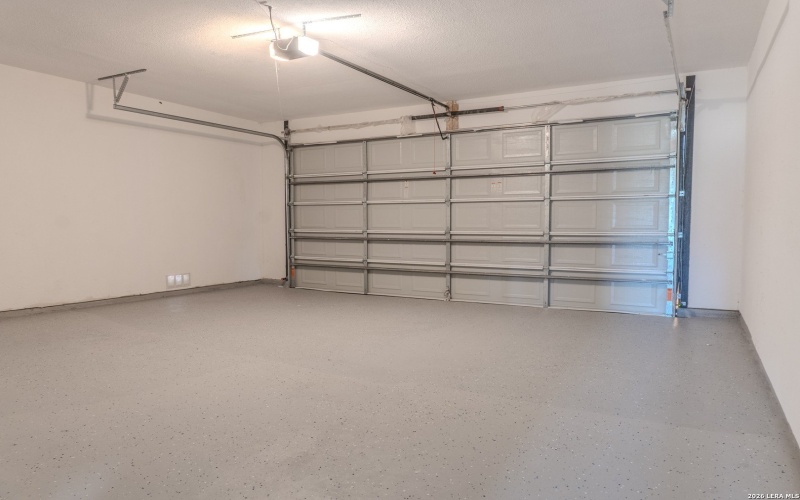 185 E Medium Meadow, Lytle, TX 78052, 4 Bedrooms Bedrooms, ,2 BathroomsBathrooms,Residential,For Sale,185 E Medium Meadow,0,1943112