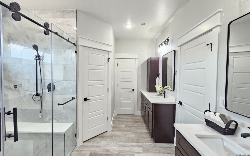 105 Oakmont Ln, La Vernia, TX 78121, 3 Bedrooms Bedrooms, ,2 BathroomsBathrooms,Residential,For Sale,105 Oakmont Ln,0,1944812