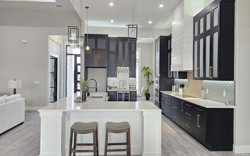 699 James Way, Castroville, TX 78009, 4 Bedrooms Bedrooms, ,3 BathroomsBathrooms,Residential,For Sale,699 James Way,0,1944991