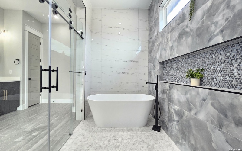 699 James Way, Castroville, TX 78009, 4 Bedrooms Bedrooms, ,3 BathroomsBathrooms,Residential,For Sale,699 James Way,0,1944991