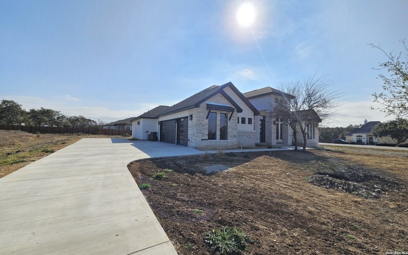 699 James Way, Castroville, TX 78009, 4 Bedrooms Bedrooms, ,3 BathroomsBathrooms,Residential,For Sale,699 James Way,0,1944991