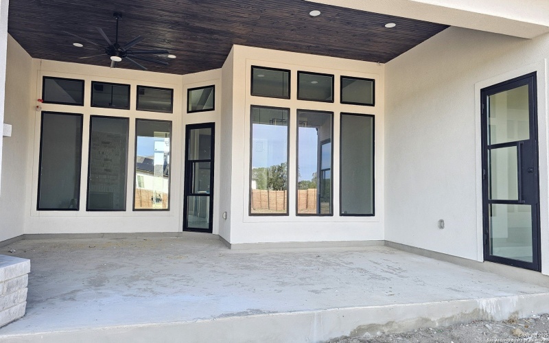 699 James Way, Castroville, TX 78009, 4 Bedrooms Bedrooms, ,3 BathroomsBathrooms,Residential,For Sale,699 James Way,0,1944991