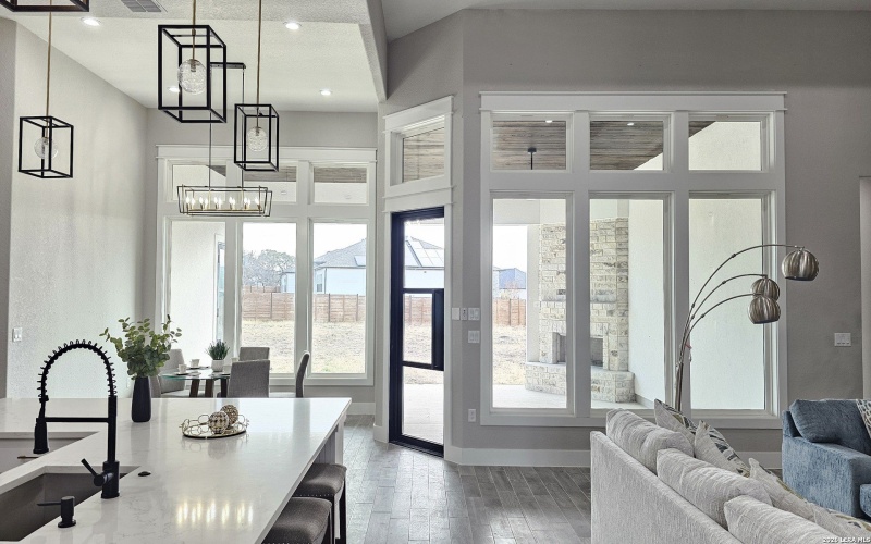 699 James Way, Castroville, TX 78009, 4 Bedrooms Bedrooms, ,3 BathroomsBathrooms,Residential,For Sale,699 James Way,0,1944991