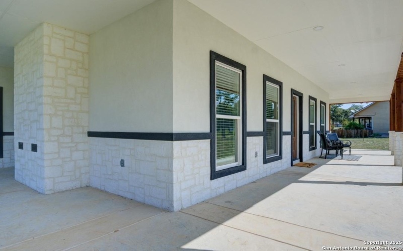 140 county road 6871, Natalia, TX 78059, 4 Bedrooms Bedrooms, ,2 BathroomsBathrooms,Residential,For Sale,140 county road 6871,0,1944994