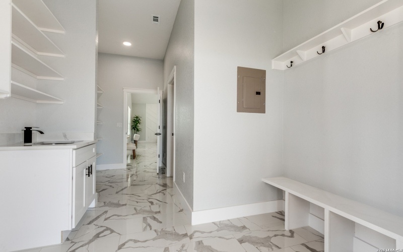 16934 Rancho Escondido, Atascosa, TX 78002, 4 Bedrooms Bedrooms, ,2 BathroomsBathrooms,Residential,For Sale,16934 Rancho Escondido,0,1945665