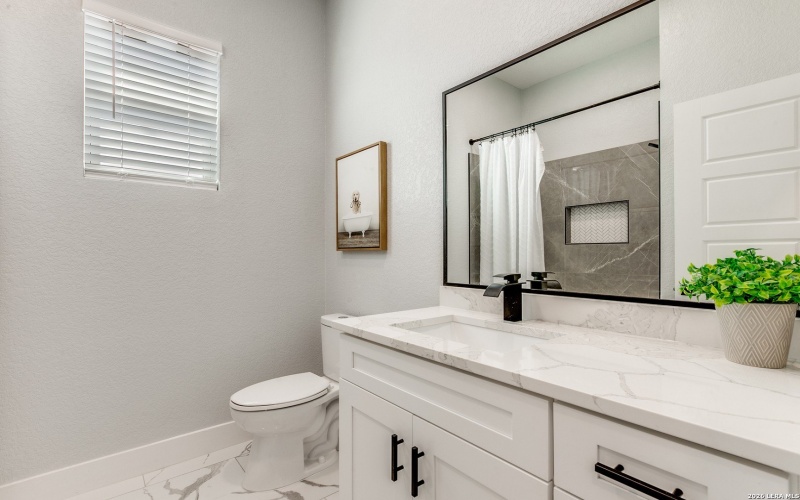 16934 Rancho Escondido, Atascosa, TX 78002, 4 Bedrooms Bedrooms, ,2 BathroomsBathrooms,Residential,For Sale,16934 Rancho Escondido,0,1945665