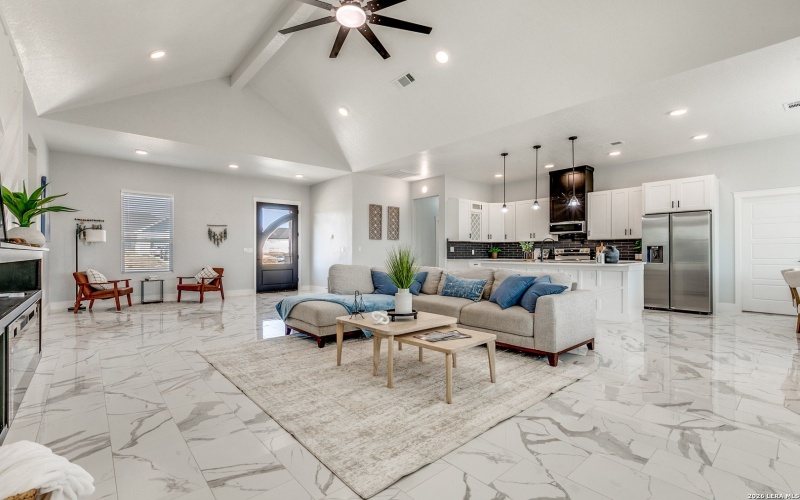 16934 Rancho Escondido, Atascosa, TX 78002, 4 Bedrooms Bedrooms, ,2 BathroomsBathrooms,Residential,For Sale,16934 Rancho Escondido,0,1945665