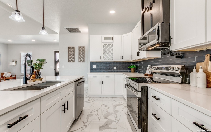 16934 Rancho Escondido, Atascosa, TX 78002, 4 Bedrooms Bedrooms, ,2 BathroomsBathrooms,Residential,For Sale,16934 Rancho Escondido,0,1945665