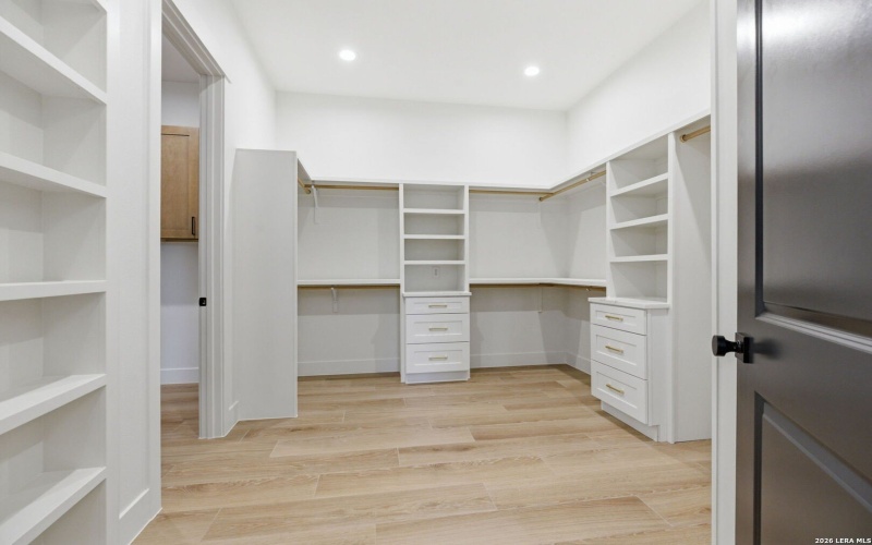 783 Maximino Ridge, Bulverde, TX 78163, 4 Bedrooms Bedrooms, ,5 BathroomsBathrooms,Residential,For Sale,783 Maximino Ridge,0,1946094