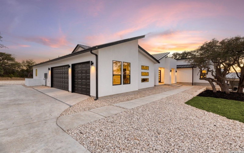 783 Maximino Ridge, Bulverde, TX 78163, 4 Bedrooms Bedrooms, ,5 BathroomsBathrooms,Residential,For Sale,783 Maximino Ridge,0,1946094