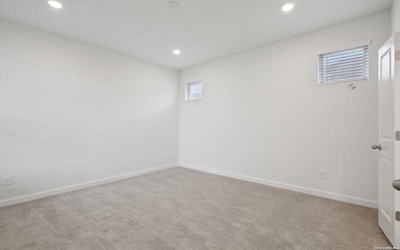 633 Salamander, San Marcos, TX 78666, 3 Habitaciones Habitaciones , ,2 BañosBaños,Residential,En Venta,633 Salamander,0,1946602